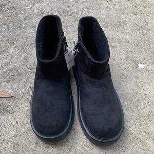 Women's Black May Suede Booties NWT- Universal Thread Size 7